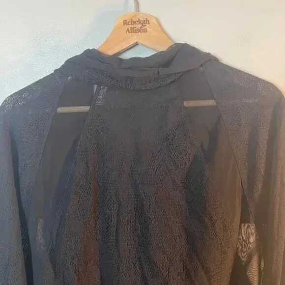 Lululemon In Depth Jacket Lace Combo Black Edition RARE Athletic Size 6 EUC - Picture 14 of 15